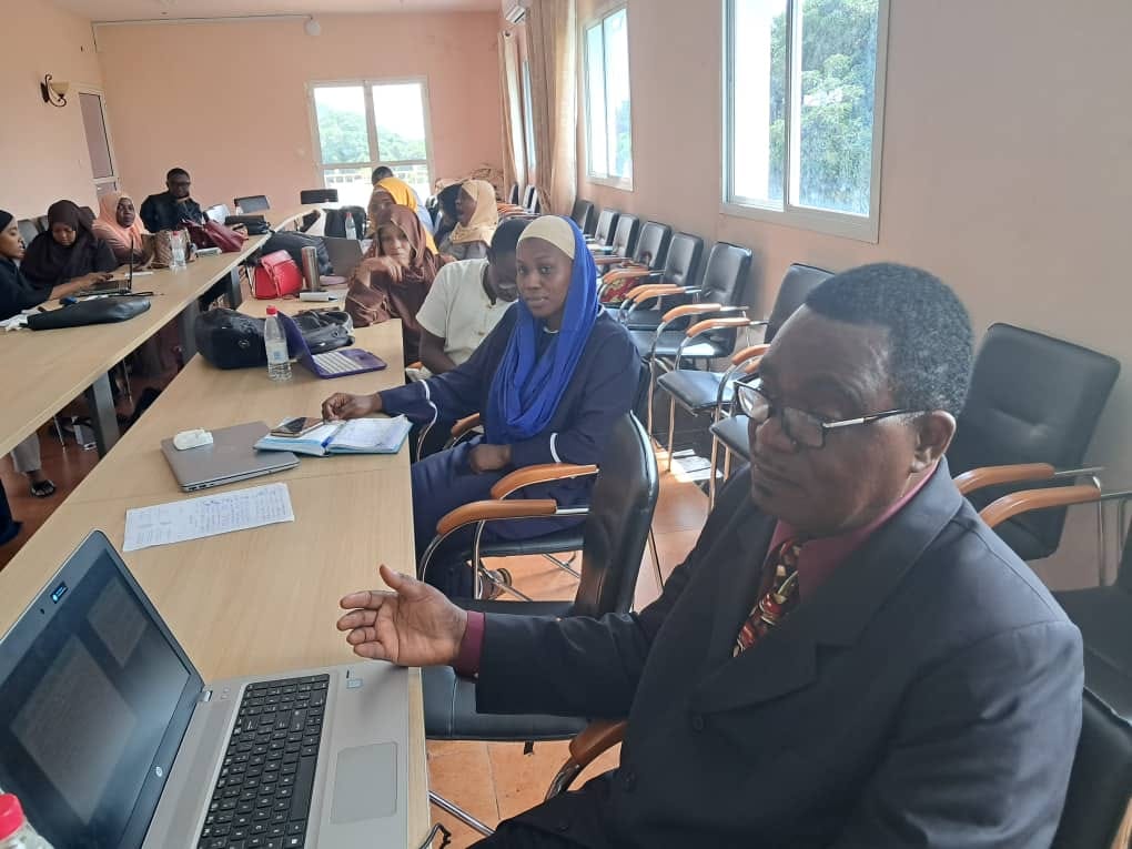 Formation des Laborantins de l’INRAPE en Santé Animale et Zoonoses